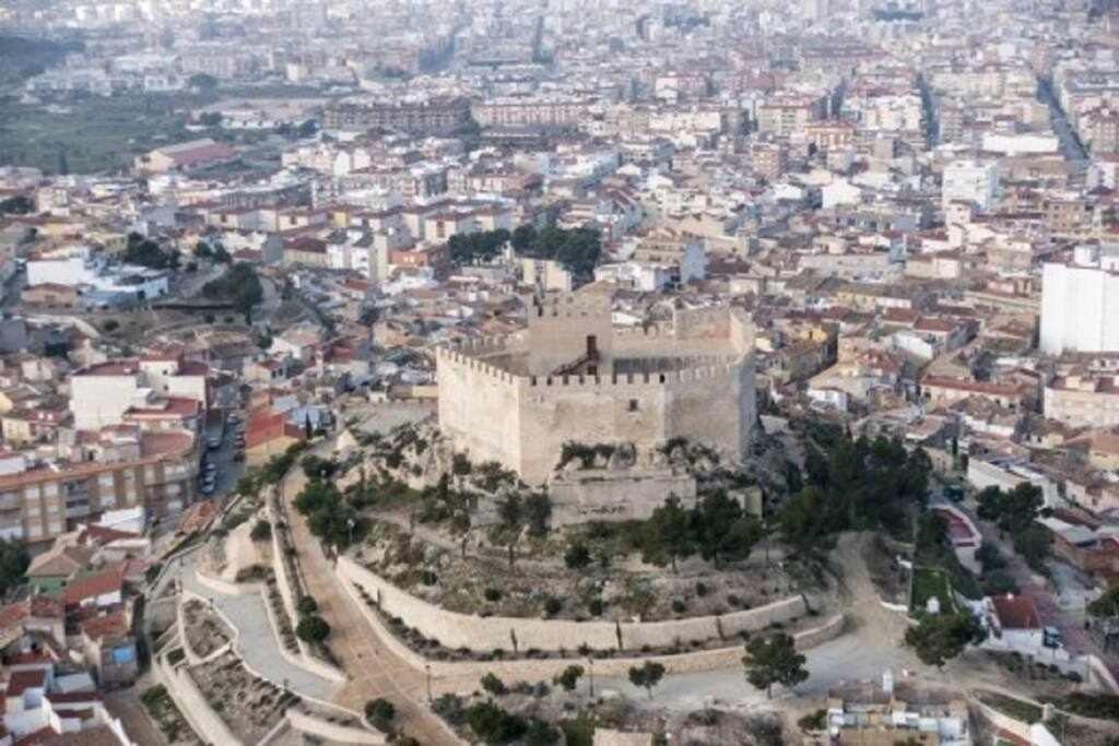 Apto A Muy Equipado Cerca Del Centro Petrer Dış mekan fotoğraf